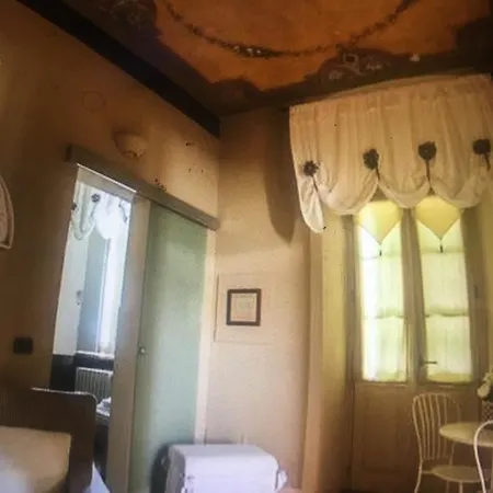 Villa Villa L' Antico Torchio Dormelletto